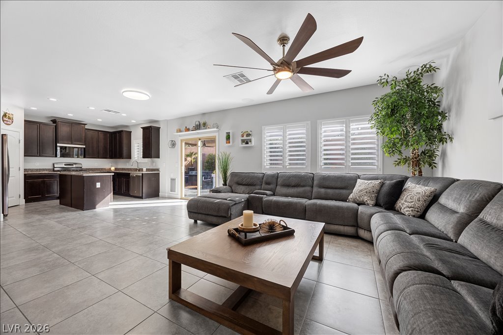 8127 Turquoise Tide Drive Las Vegas NV 89166