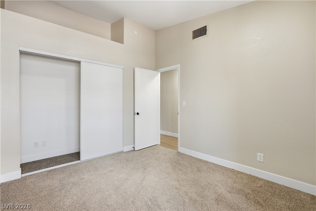 1013 Greystone Drive Las Vegas NV 89108