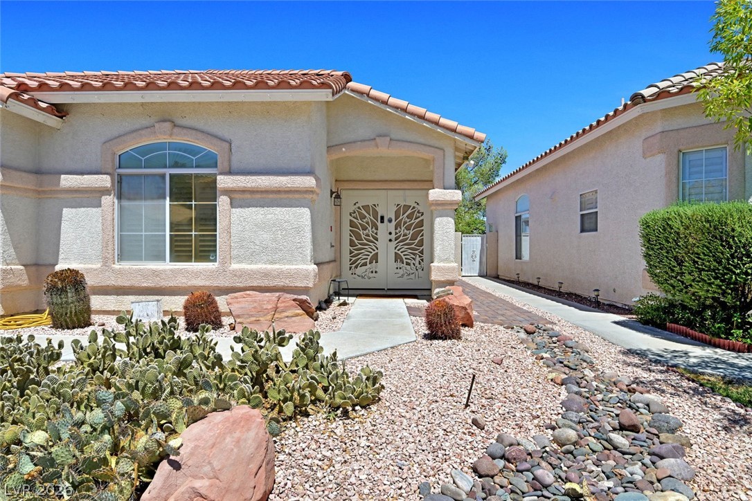 328 Jolly January Avenue Las Vegas NV 89183