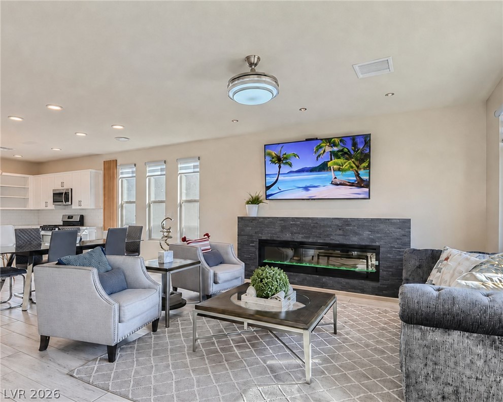 8044 Haywood Estate Avenue Las Vegas NV 89113
