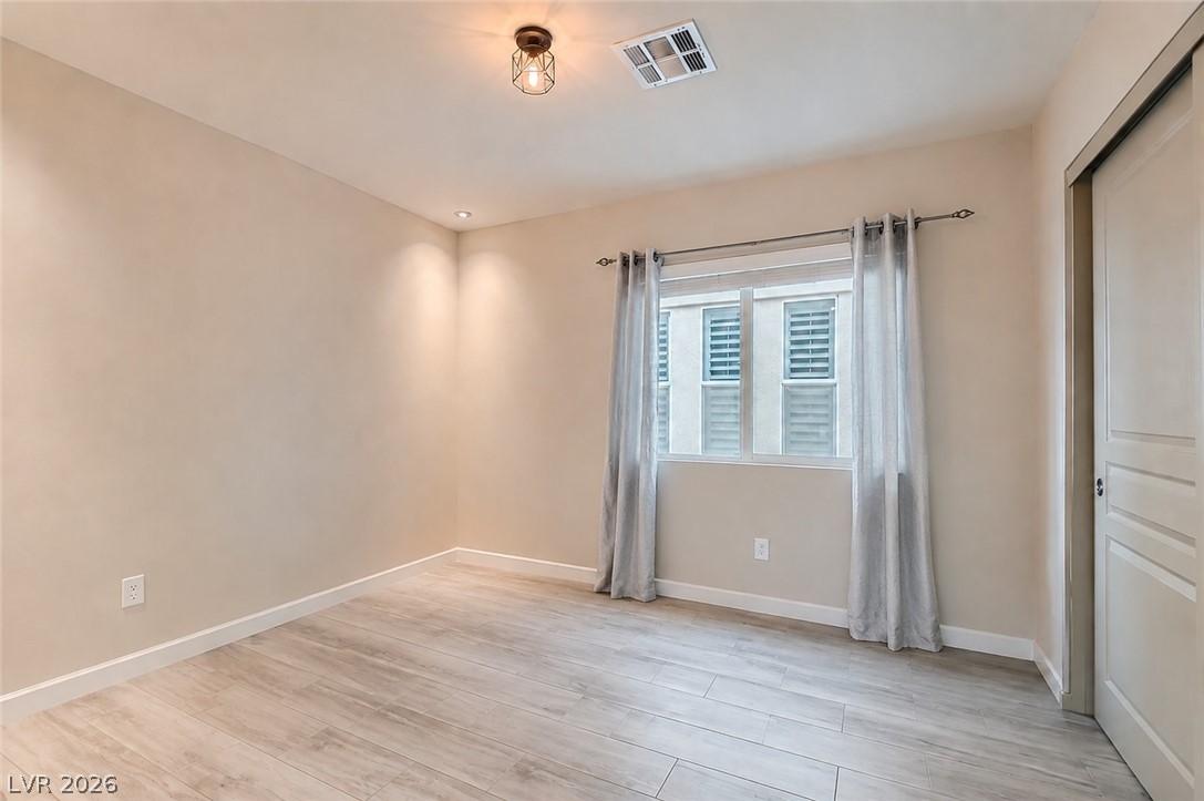8044 Haywood Estate Avenue Las Vegas NV 89113