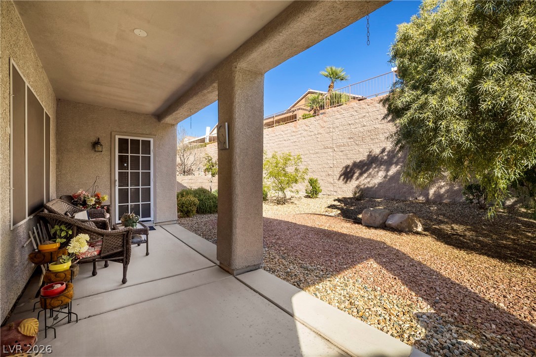 2072 Fort Halifax Street Henderson NV 89052