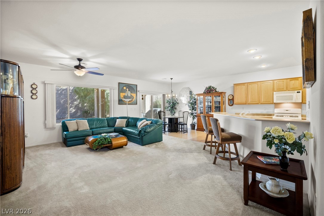 2072 Fort Halifax Street Henderson NV 89052