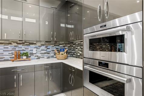 11 Hawkeye Lane Las Vegas NV 89135