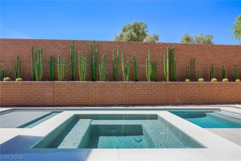 11 Hawkeye Lane Las Vegas NV 89135