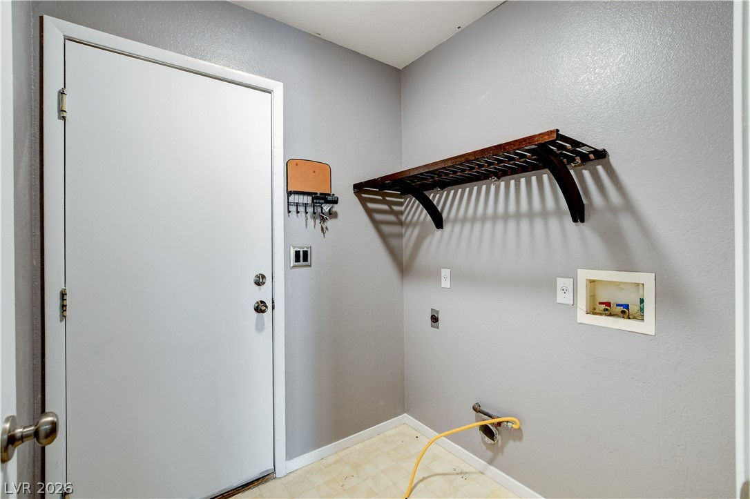 6022 Evening View Street North Las Vegas NV 89031