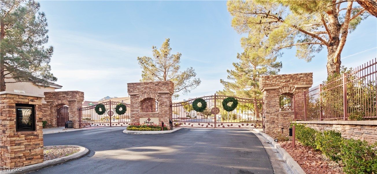 10329 Hampton Hills Lane Las Vegas NV 89144