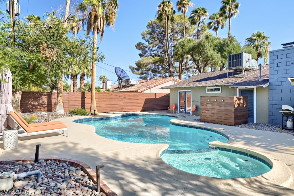 2812 Burton Avenue Las Vegas NV 89102