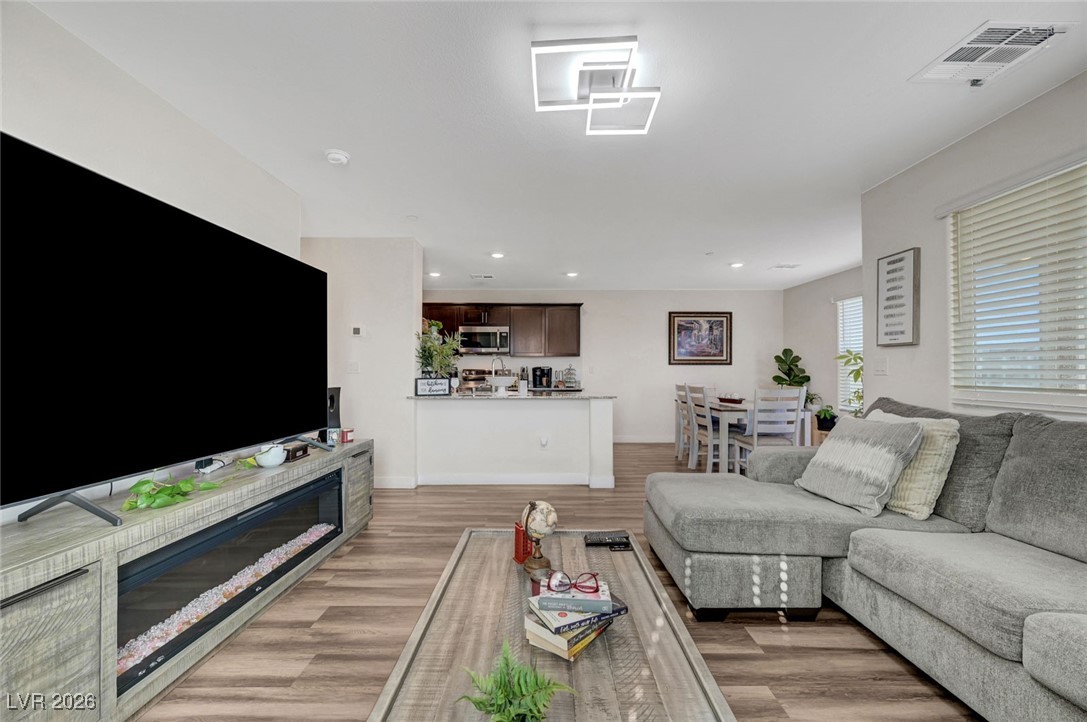 6925 Skyline Blue Street North Las Vegas NV 89086