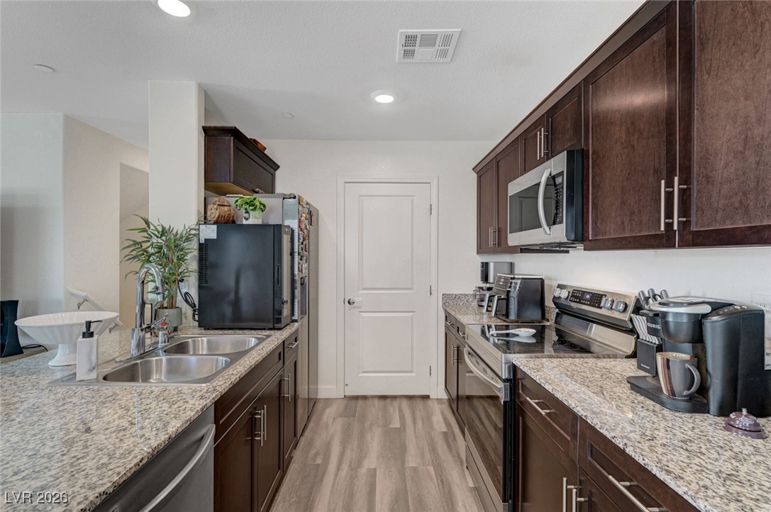 6925 Skyline Blue Street North Las Vegas NV 89086