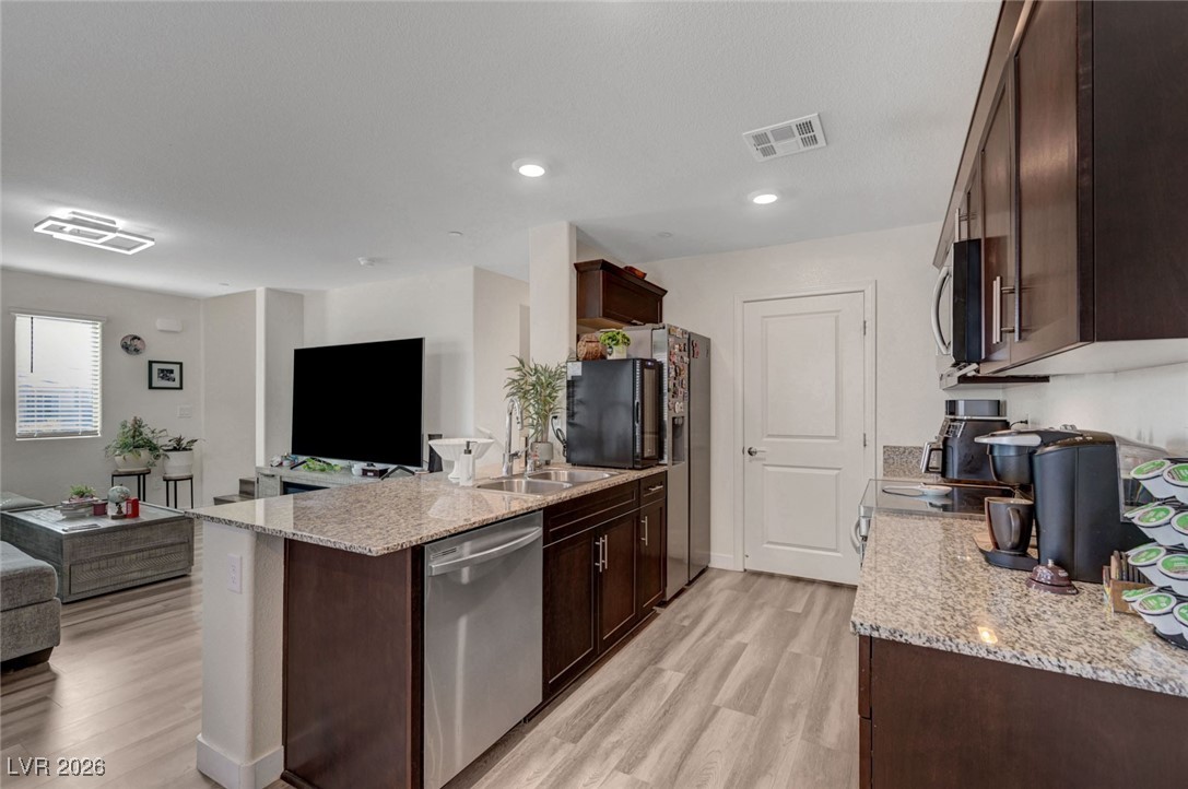 6925 Skyline Blue Street North Las Vegas NV 89086