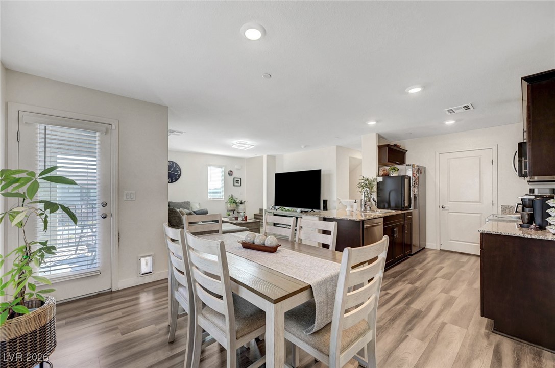 6925 Skyline Blue Street North Las Vegas NV 89086