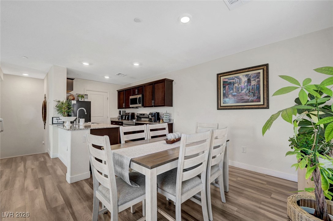 6925 Skyline Blue Street North Las Vegas NV 89086