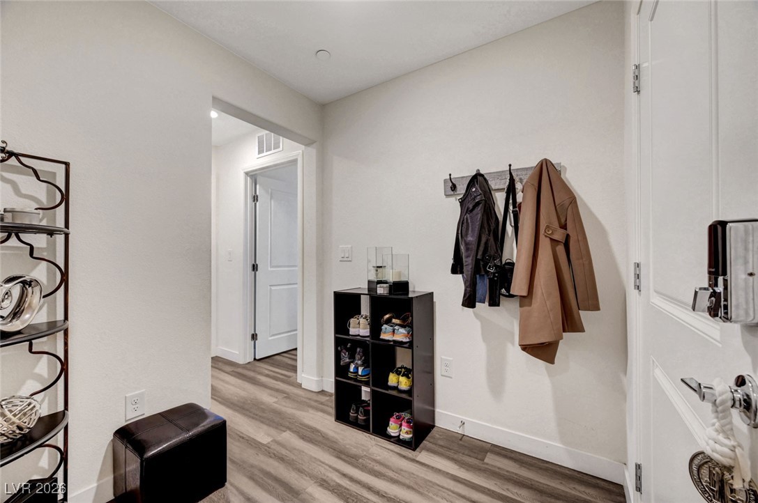 6925 Skyline Blue Street North Las Vegas NV 89086