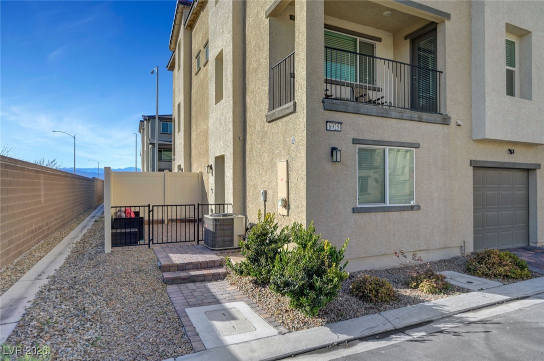 6925 Skyline Blue Street North Las Vegas NV 89086
