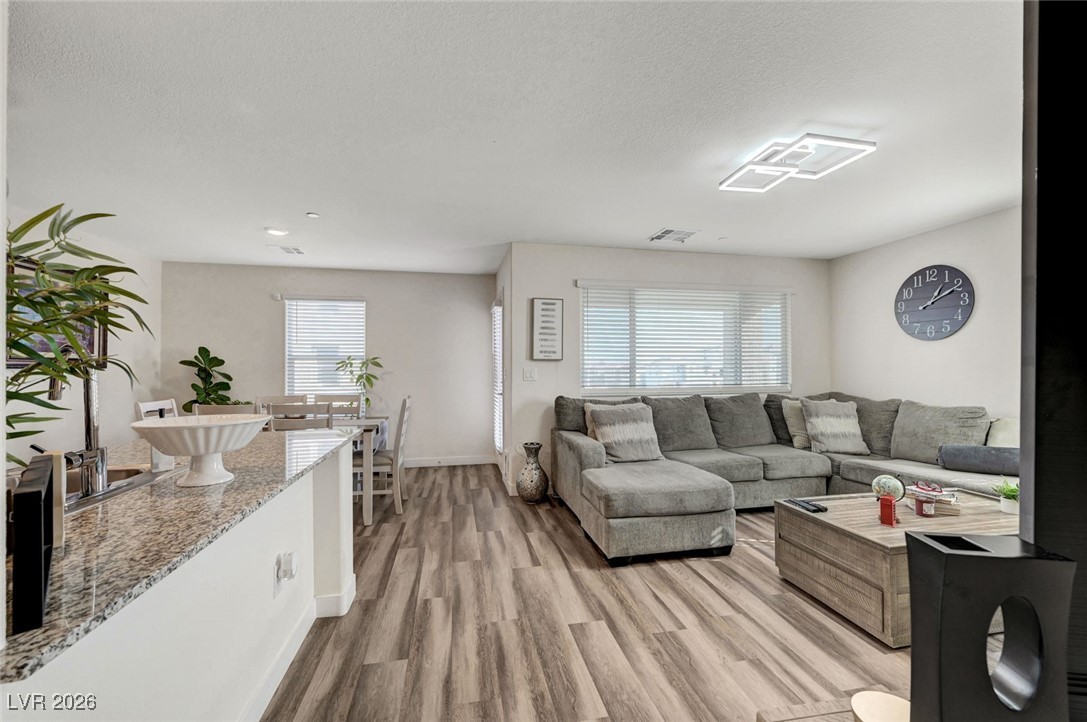 6925 Skyline Blue Street North Las Vegas NV 89086