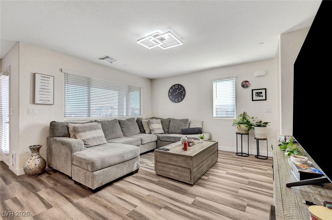 6925 Skyline Blue Street North Las Vegas NV 89086