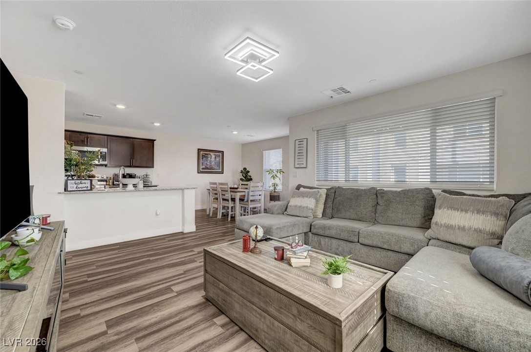 6925 Skyline Blue Street North Las Vegas NV 89086