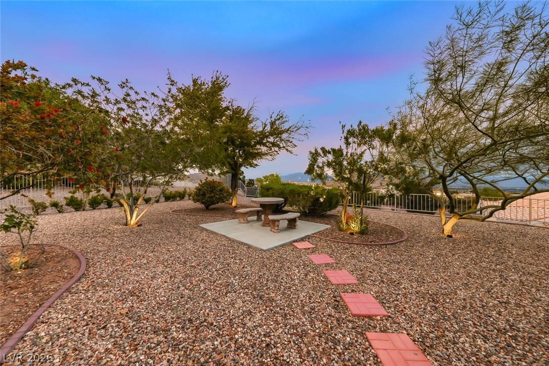 10612 Spring Garden Court Las Vegas NV 89134