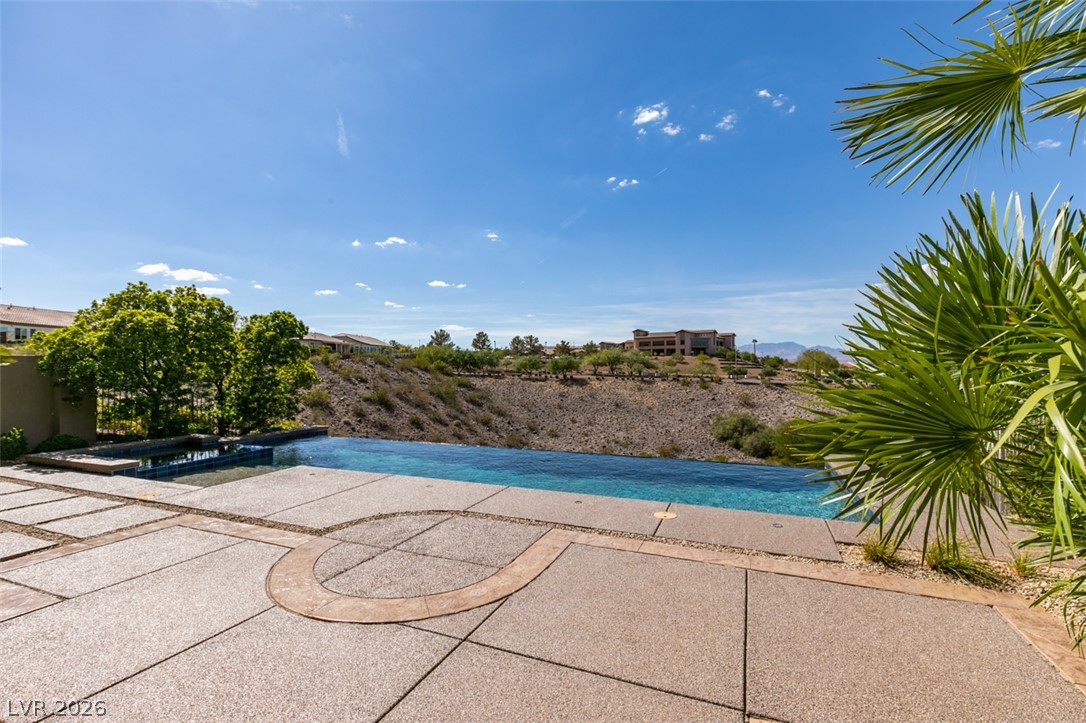 51 East Braelinn Drive Henderson NV 89052