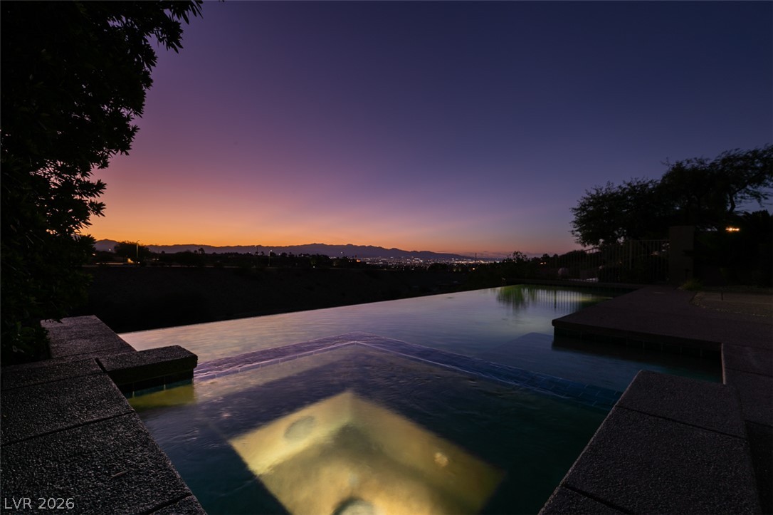 51 East Braelinn Drive Henderson NV 89052
