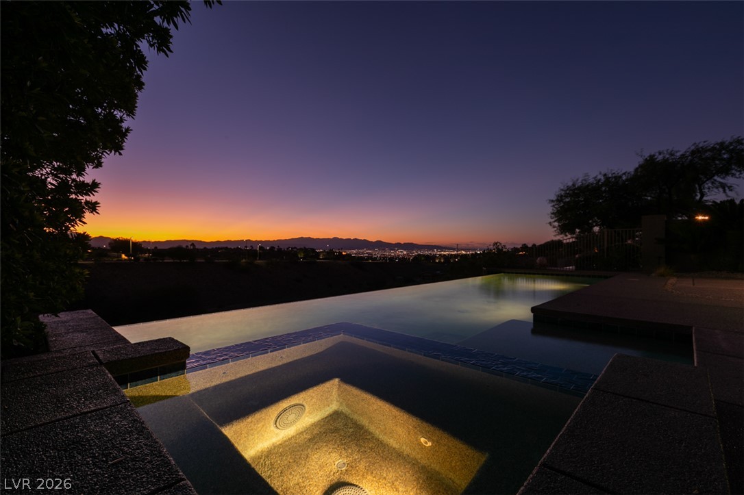 51 East Braelinn Drive Henderson NV 89052