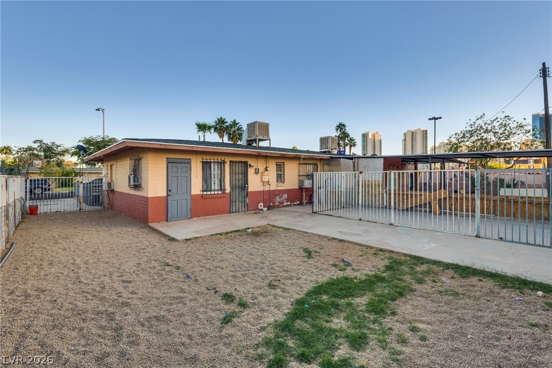 1902 Weldon Place Las Vegas NV 89104
