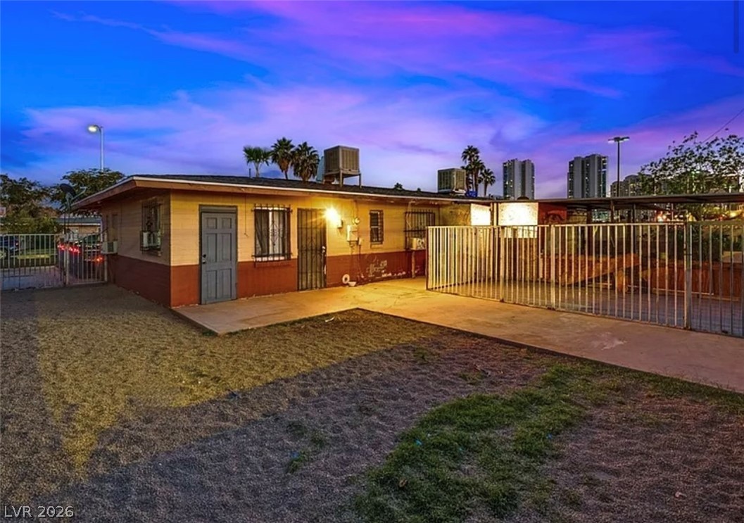 1902 Weldon Place Las Vegas NV 89104