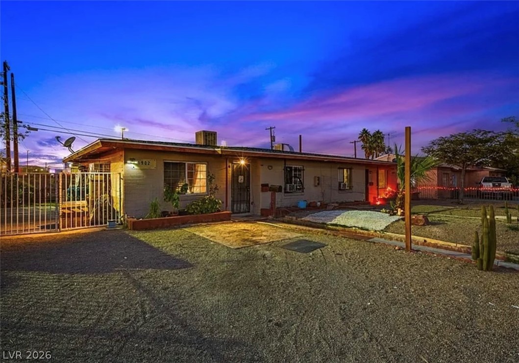 1902 Weldon Place Las Vegas NV 89104
