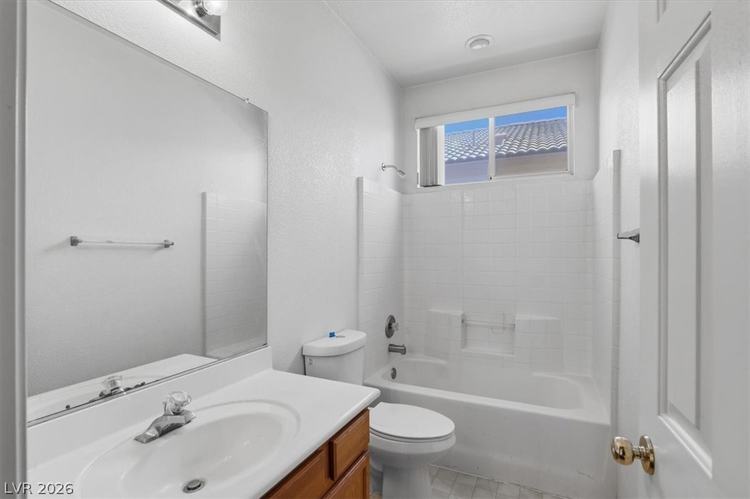 5021 Cayman Beach Street North Las Vegas NV 89031