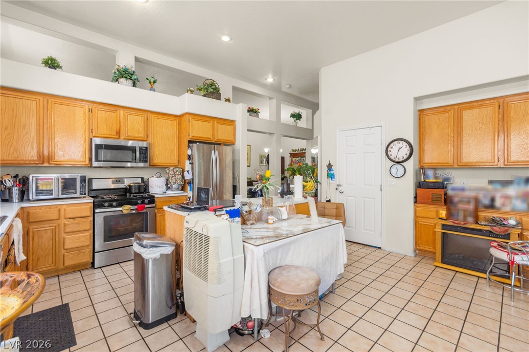 2364 Kenneth Avenue Henderson NV 89052