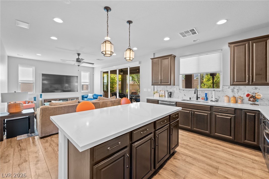 9163 Fairview Heights Street Las Vegas NV 89113