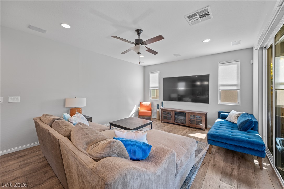 9163 Fairview Heights Street Las Vegas NV 89113