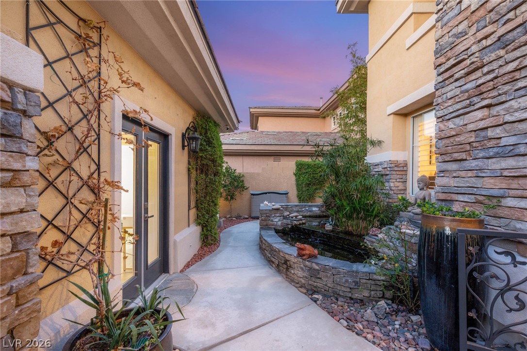 712 Proud Eagle Lane Las Vegas NV 89144