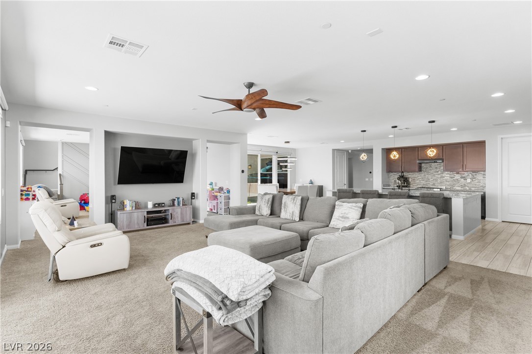 4504 Amazing View Street Las Vegas NV 89129