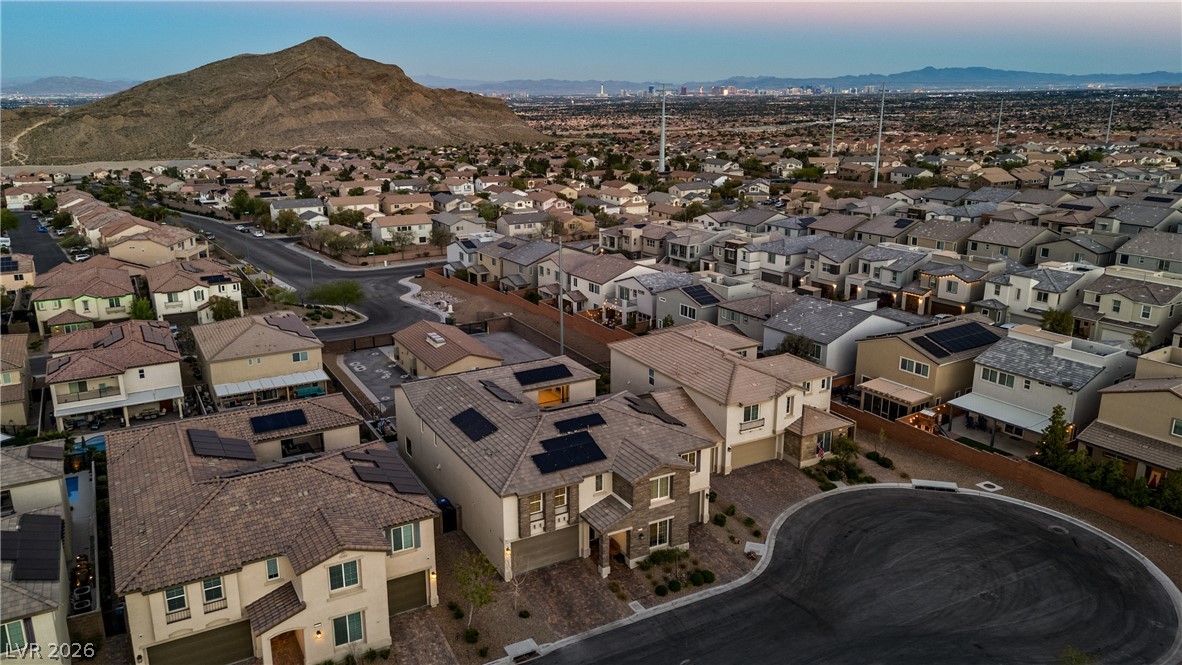 4504 Amazing View Street Las Vegas NV 89129