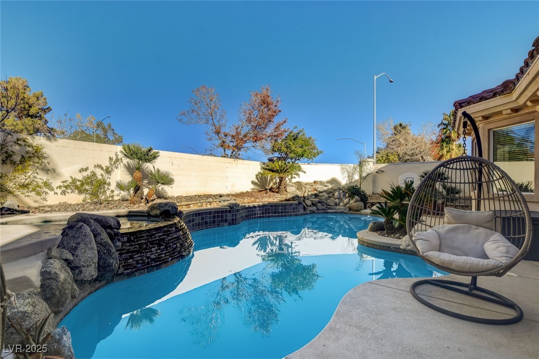 8712 Beckett Ridge Avenue Las Vegas NV 89149