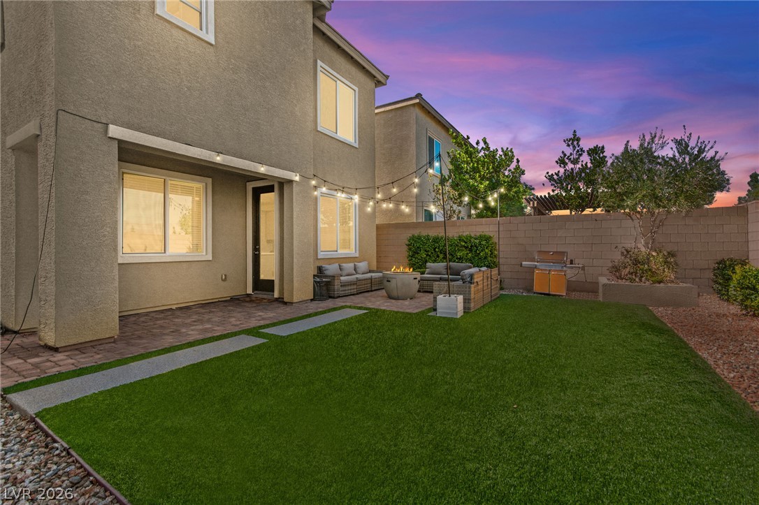 8910 Sasquatch Run Avenue Las Vegas NV 89166