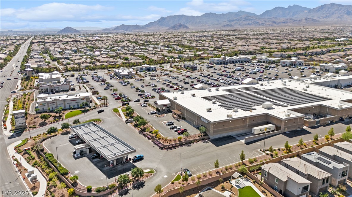 8910 Sasquatch Run Avenue Las Vegas NV 89166