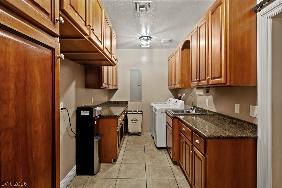 201 West Delamar Drive Henderson NV 89015