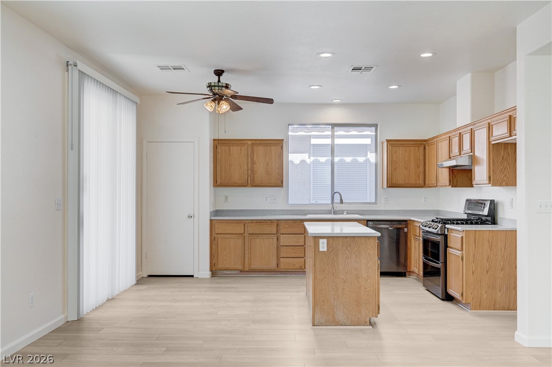9492 Rainfall Avenue Las Vegas NV 89147