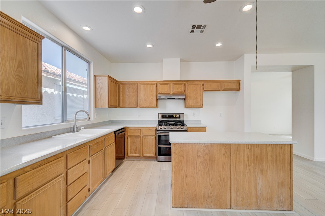 9492 Rainfall Avenue Las Vegas NV 89147