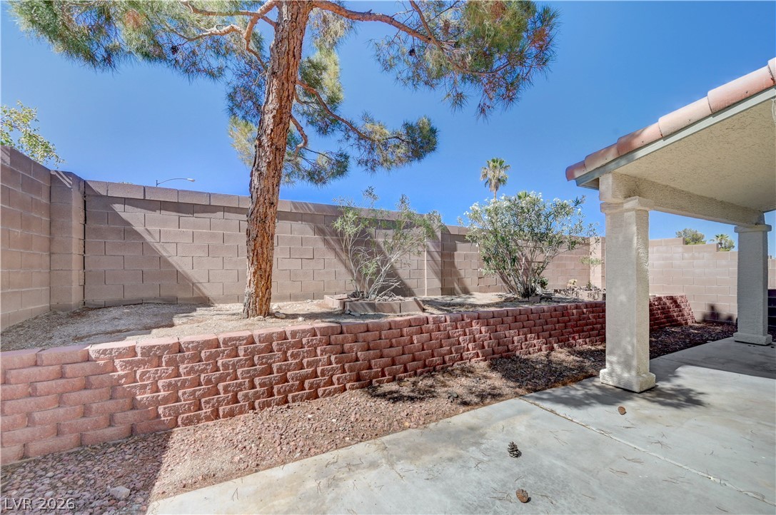 9492 Rainfall Avenue Las Vegas NV 89147