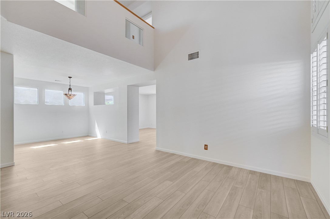 9492 Rainfall Avenue Las Vegas NV 89147