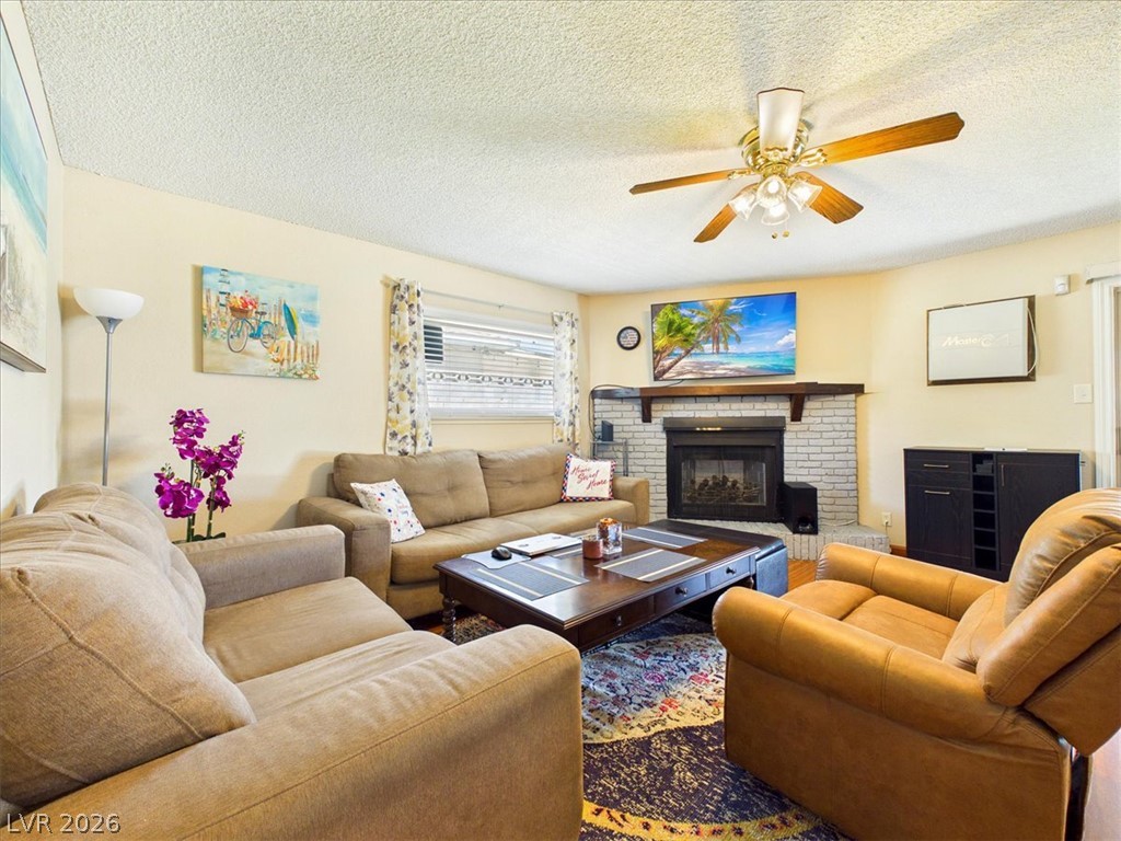 7824 Ducharme Avenue Las Vegas NV 89145