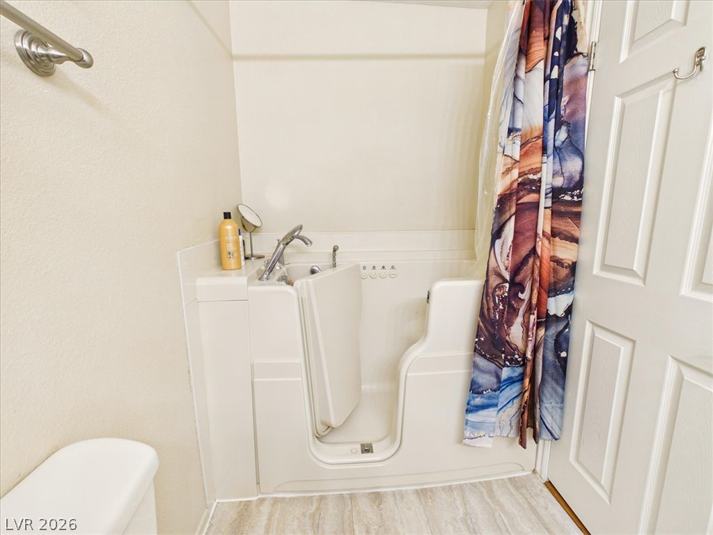 7824 Ducharme Avenue Las Vegas NV 89145