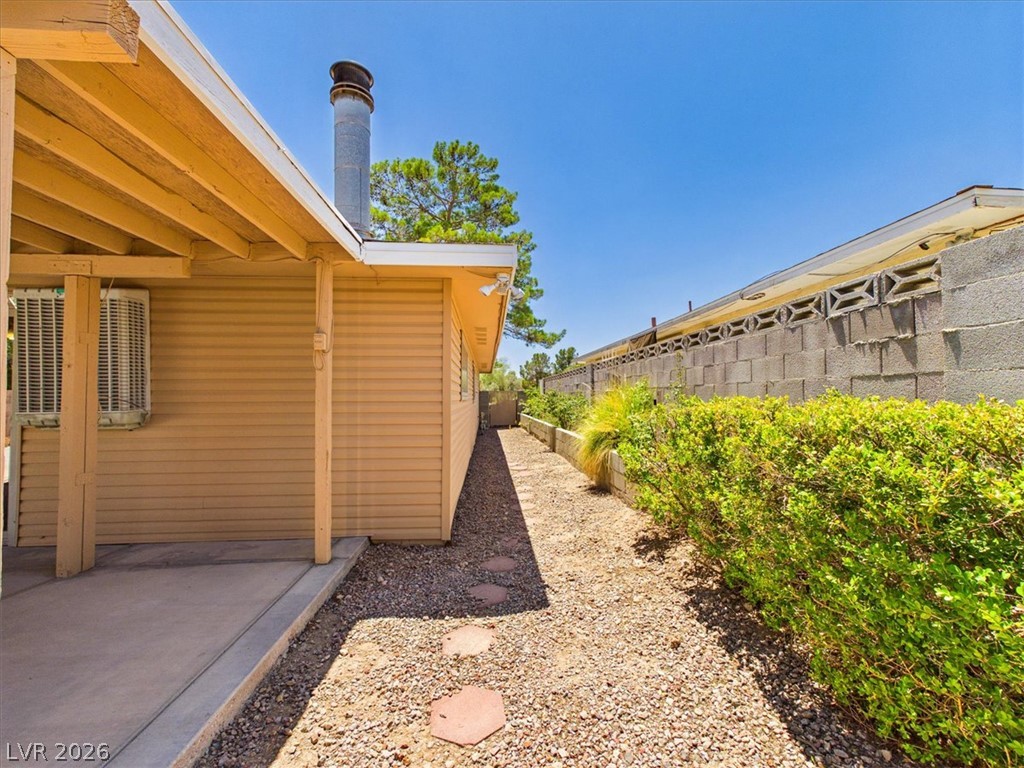 7824 Ducharme Avenue Las Vegas NV 89145