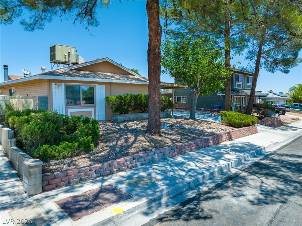 7824 Ducharme Avenue Las Vegas NV 89145