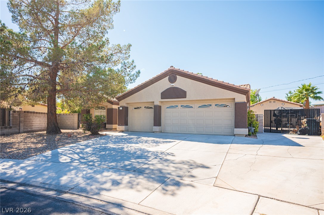 5717 Compton Drive Las Vegas NV 89108
