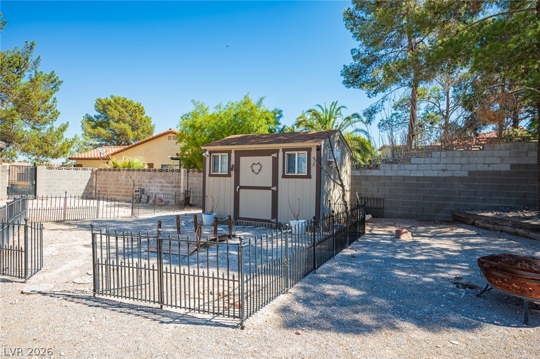 5717 Compton Drive Las Vegas NV 89108
